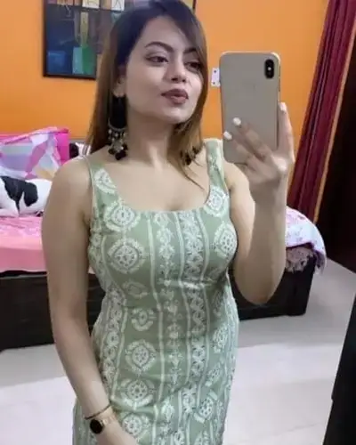 Call Girl in Ziro